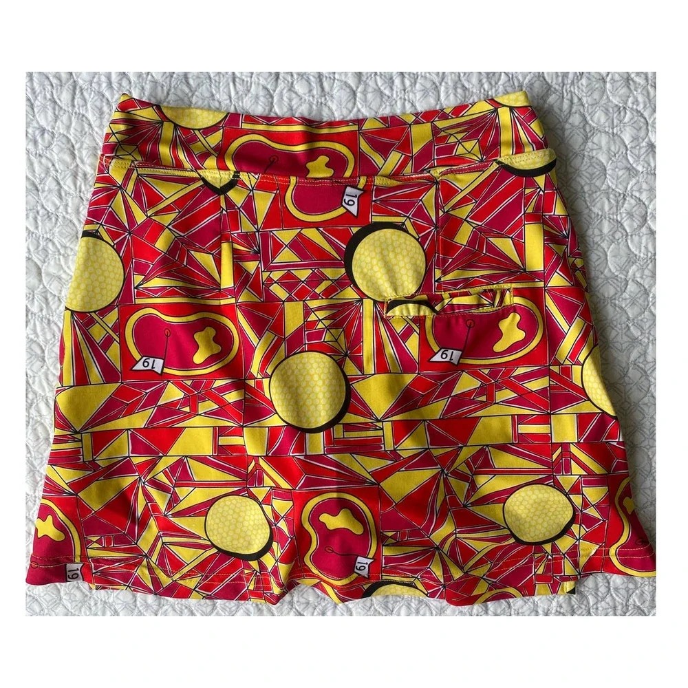 Golf Bella Angle Shot Straight Skort Red Yellow Size Small